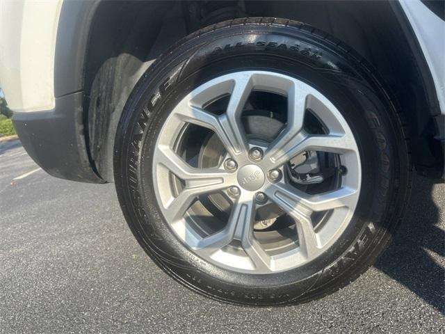 used 2024 Jeep Compass car, priced at $19,991