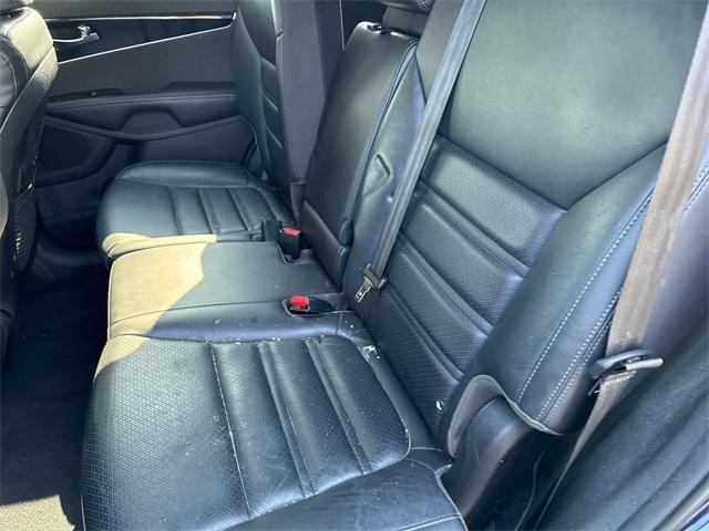 used 2020 Kia Sorento car, priced at $20,491