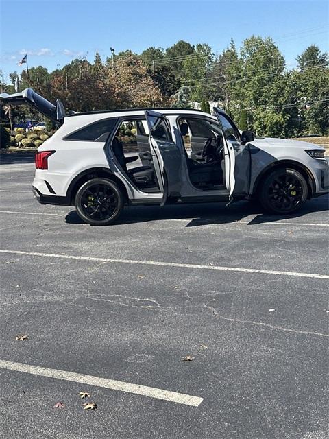used 2023 Kia Sorento car, priced at $29,991