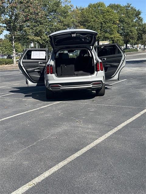 used 2023 Kia Sorento car, priced at $29,991