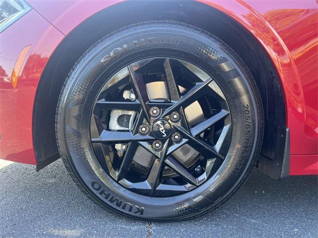 used 2025 Kia K5 car, priced at $22,891