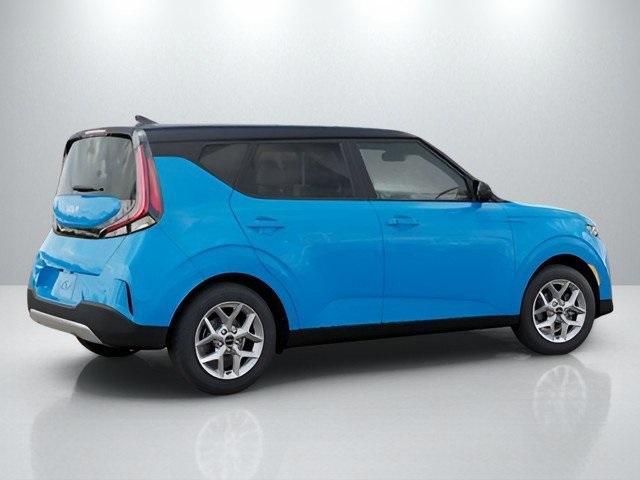 new 2025 Kia Soul car, priced at $24,111
