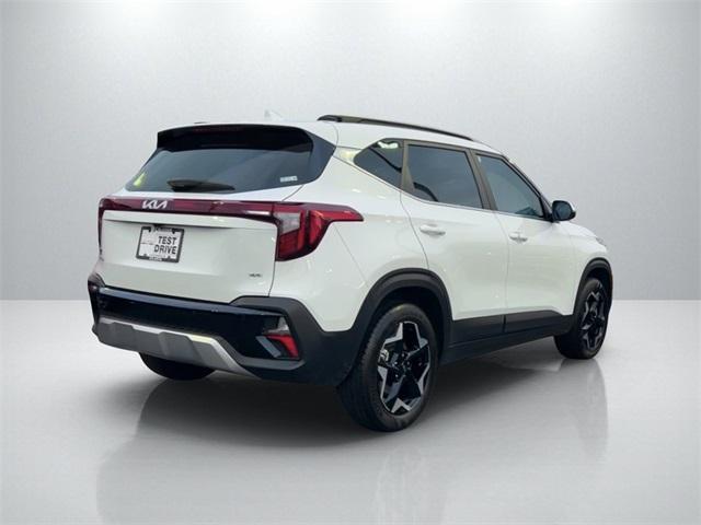 used 2025 Kia Seltos car, priced at $25,991