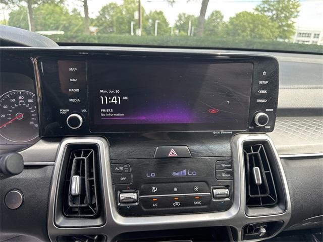 used 2022 Kia Sorento car, priced at $27,491