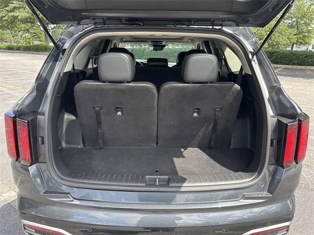 used 2022 Kia Sorento car, priced at $27,491