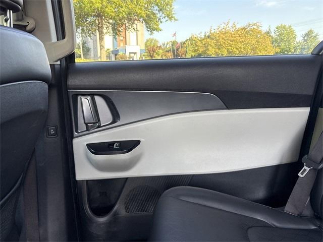 used 2023 Kia Carnival car, priced at $28,991