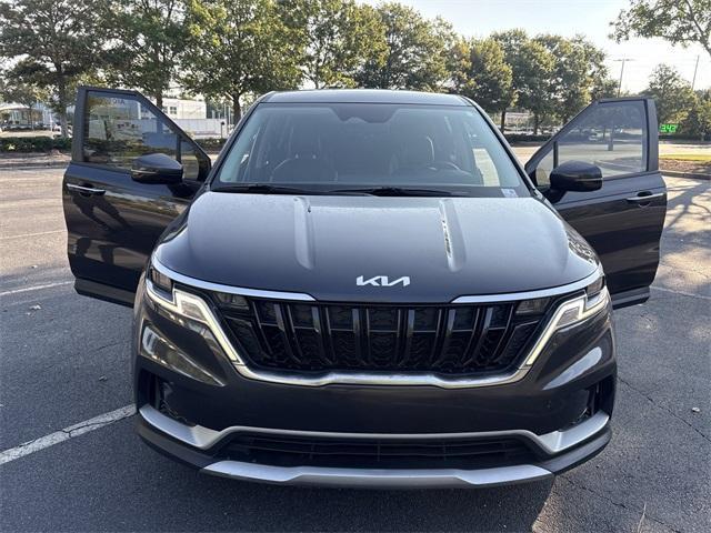 used 2023 Kia Carnival car, priced at $28,991