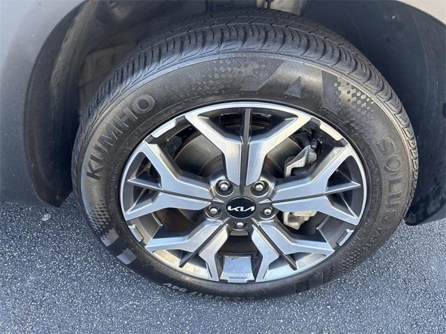 used 2023 Kia Seltos car, priced at $23,491