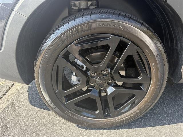 used 2025 Kia Telluride car, priced at $44,991
