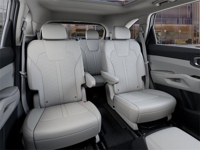 new 2025 Kia Sorento Hybrid car, priced at $39,805