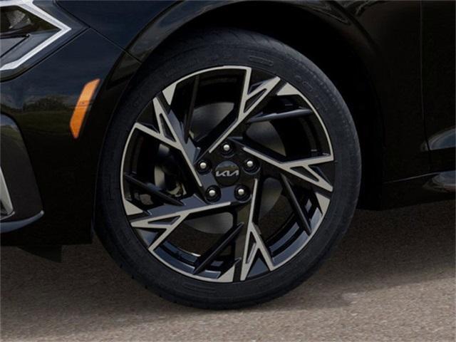 new 2025 Kia K5 car, priced at $29,550