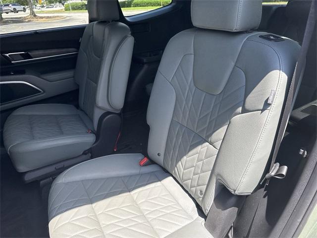 used 2024 Kia Telluride car, priced at $40,991