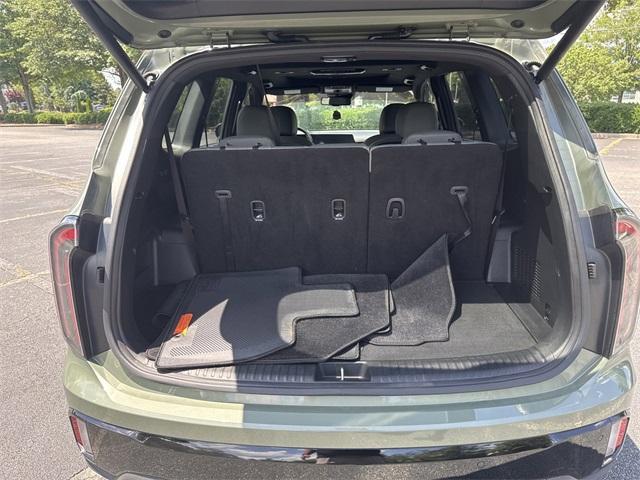 used 2024 Kia Telluride car, priced at $40,991