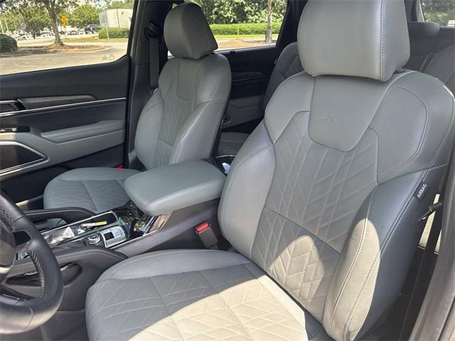used 2024 Kia Telluride car, priced at $40,991