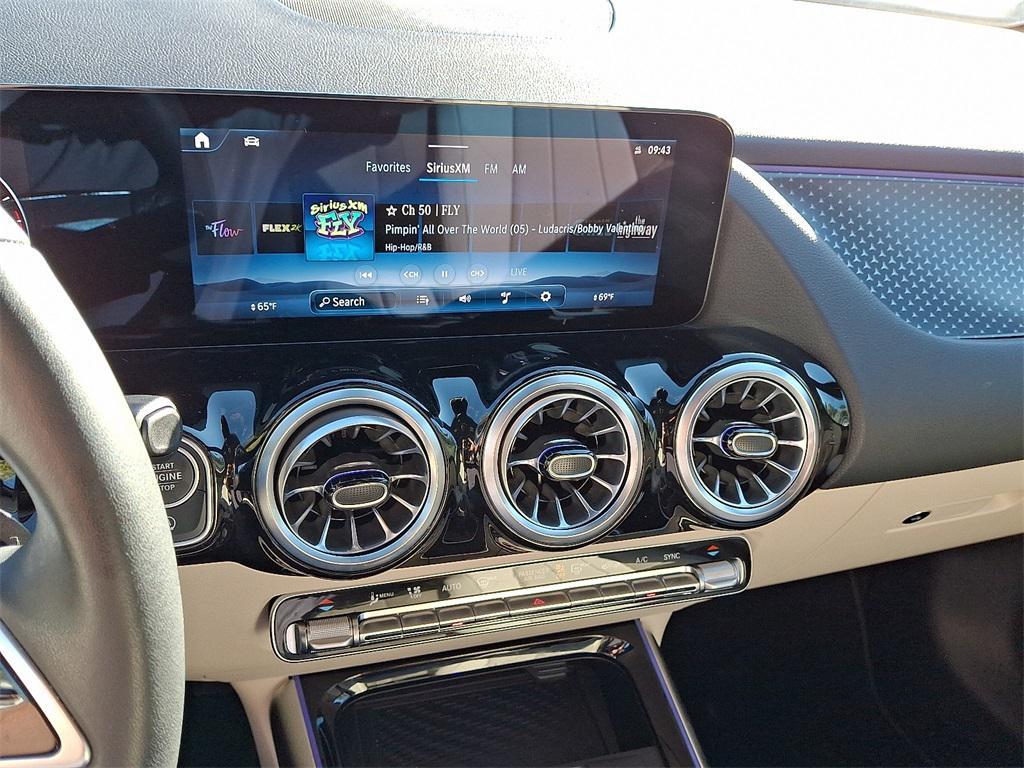 used 2025 Mercedes-Benz GLA 250 car, priced at $41,881