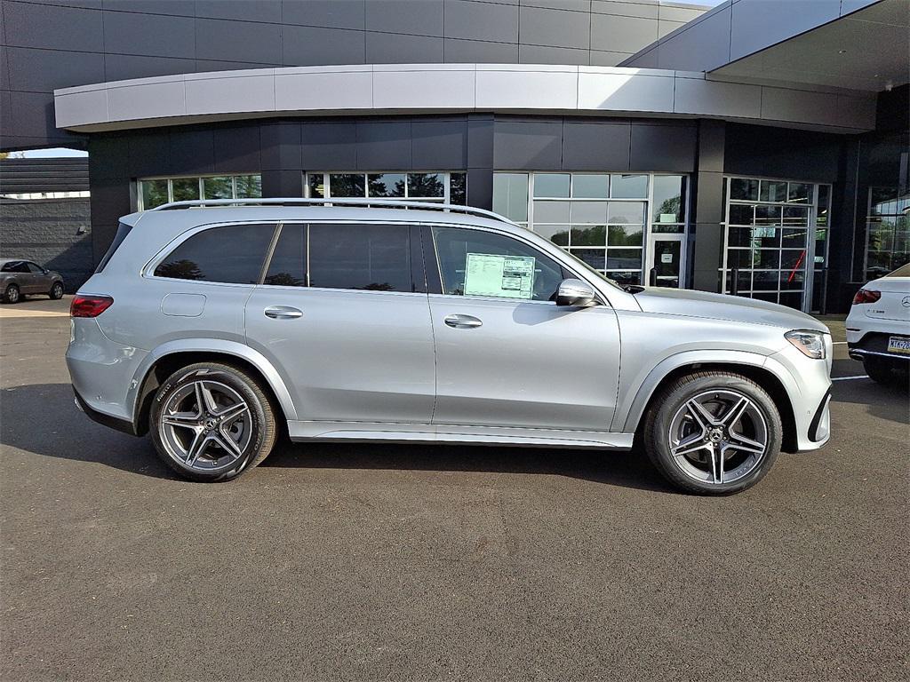 new 2025 Mercedes-Benz GLS 450 car, priced at $95,365