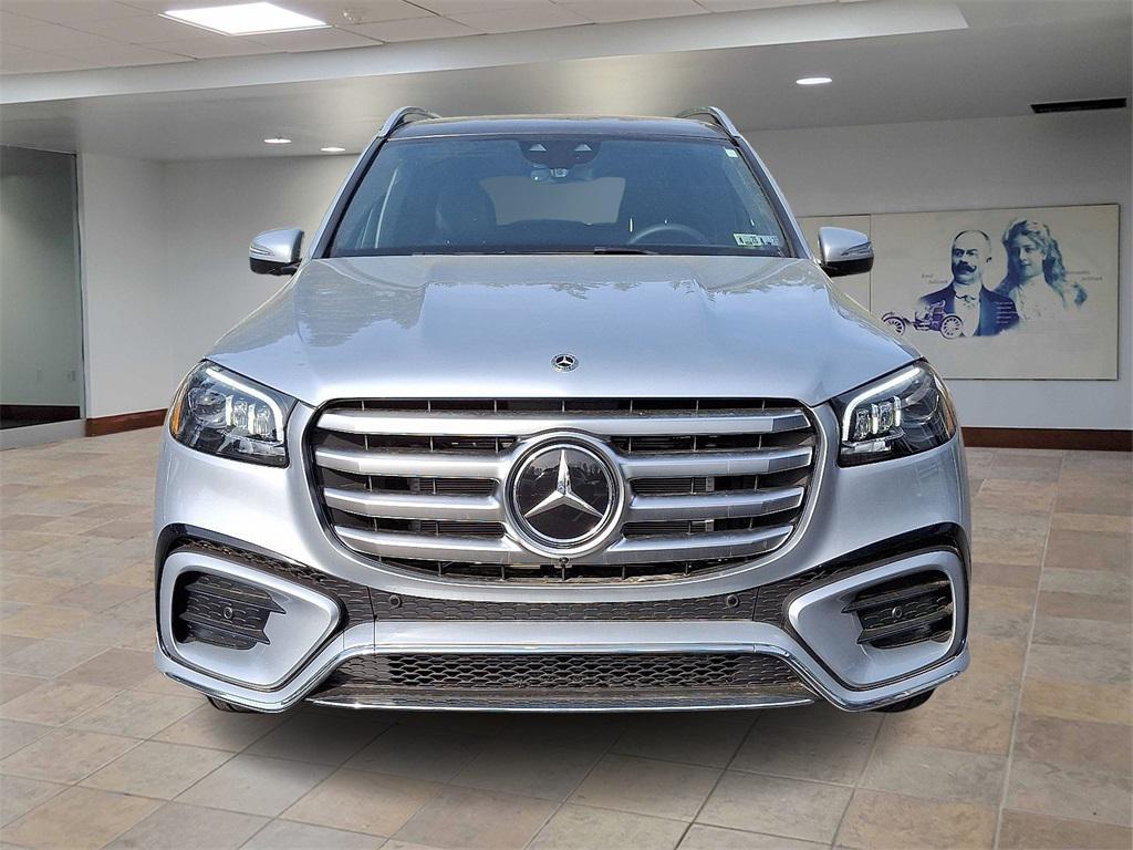 new 2025 Mercedes-Benz GLS 450 car, priced at $95,365