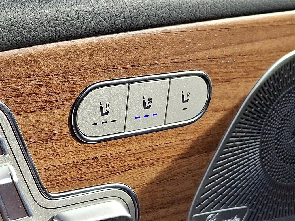 new 2025 Mercedes-Benz GLS 450 car, priced at $95,365