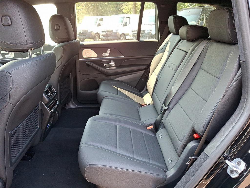 new 2025 Mercedes-Benz GLS 450 car, priced at $96,345