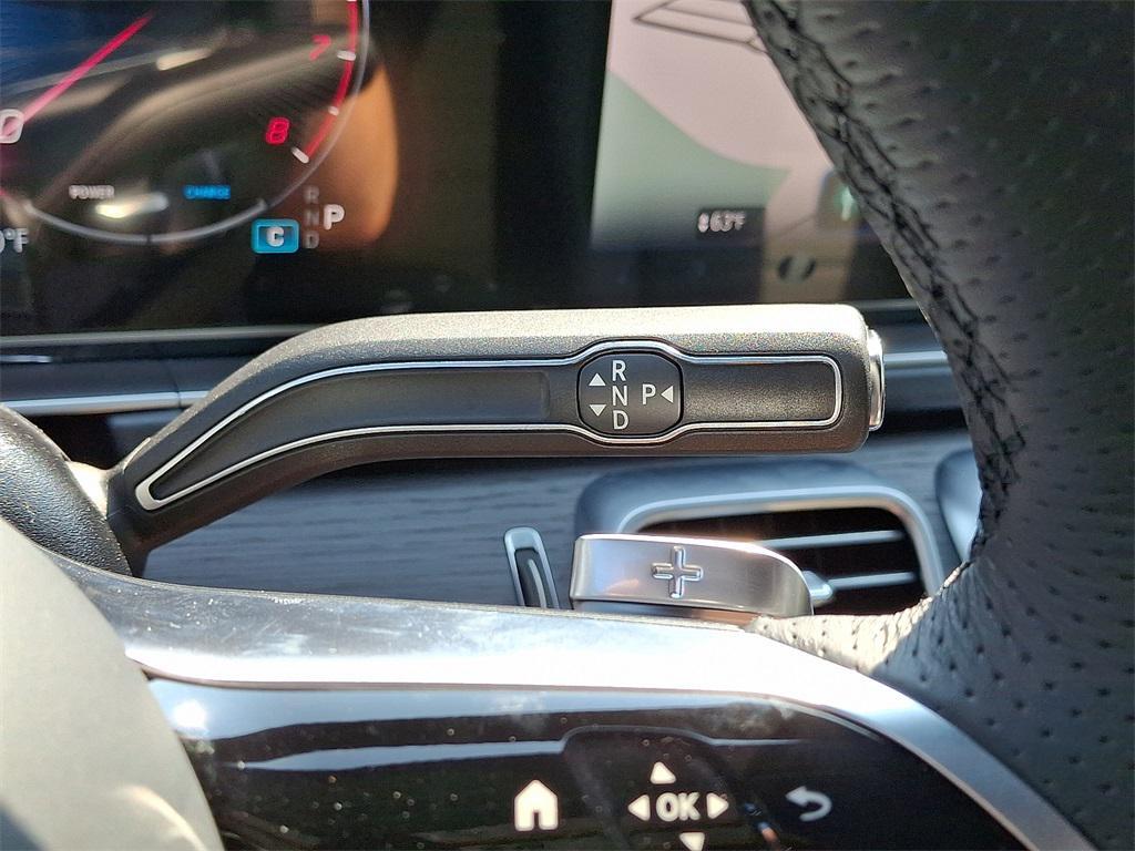 new 2025 Mercedes-Benz GLS 450 car, priced at $96,345