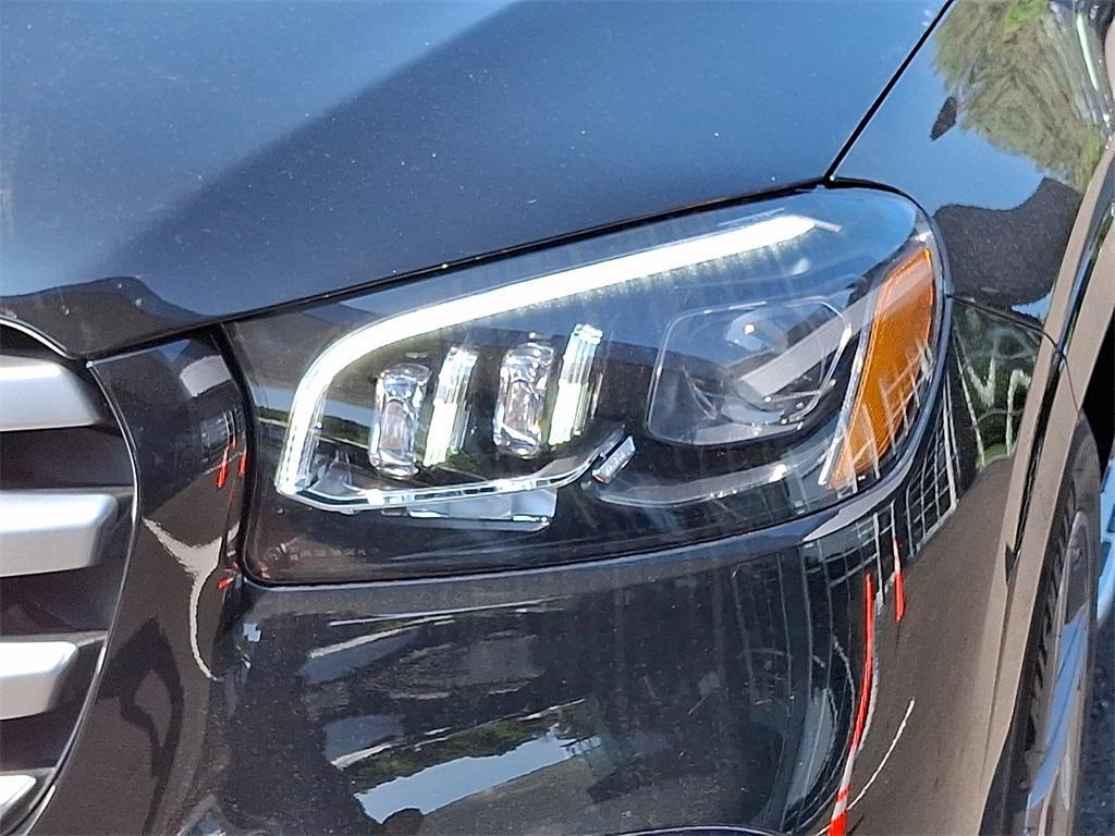 new 2025 Mercedes-Benz GLS 450 car, priced at $96,345