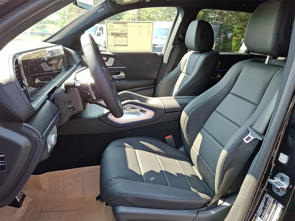 new 2025 Mercedes-Benz GLS 450 car, priced at $96,345