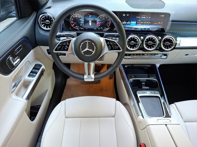 new 2025 Mercedes-Benz GLB 250 car, priced at $51,685