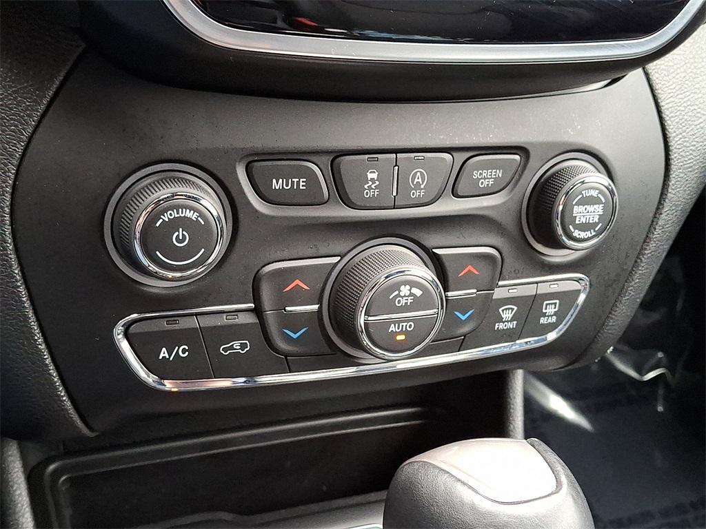 used 2019 Jeep Cherokee car, priced at $18,981