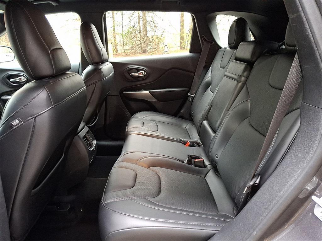 used 2019 Jeep Cherokee car, priced at $18,981