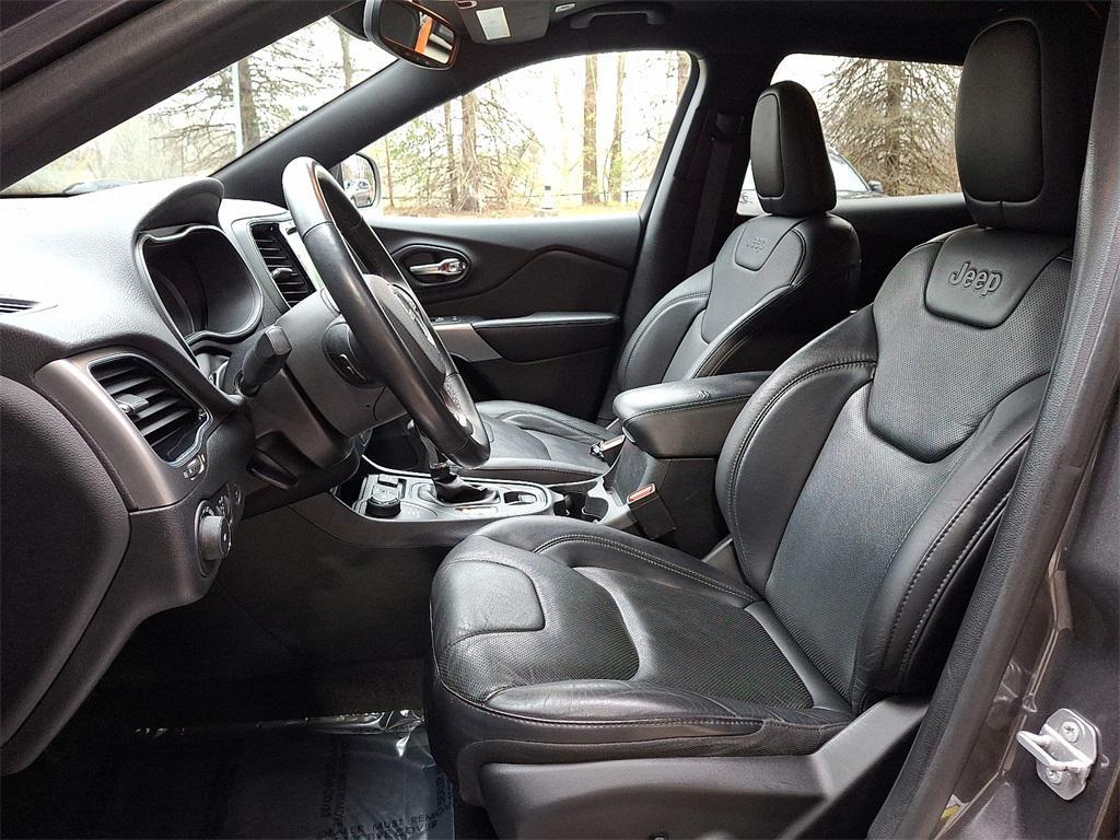 used 2019 Jeep Cherokee car, priced at $18,981