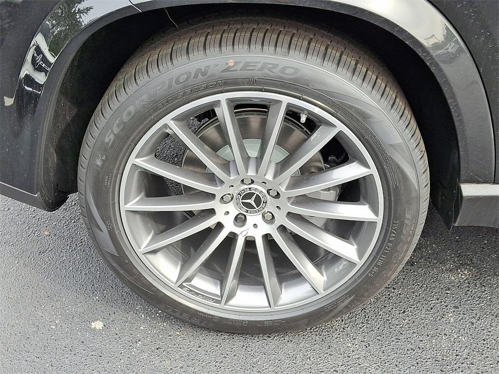 new 2026 Mercedes-Benz GLE 450 car, priced at $80,805