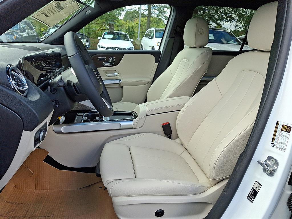 new 2026 Mercedes-Benz GLB 250 car, priced at $55,090