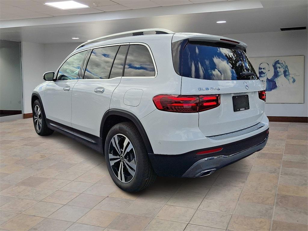 new 2026 Mercedes-Benz GLB 250 car, priced at $55,090