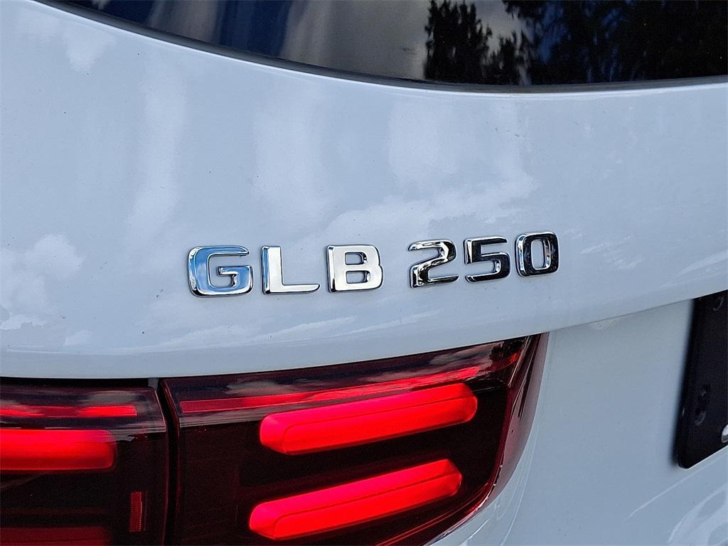 new 2026 Mercedes-Benz GLB 250 car, priced at $55,090