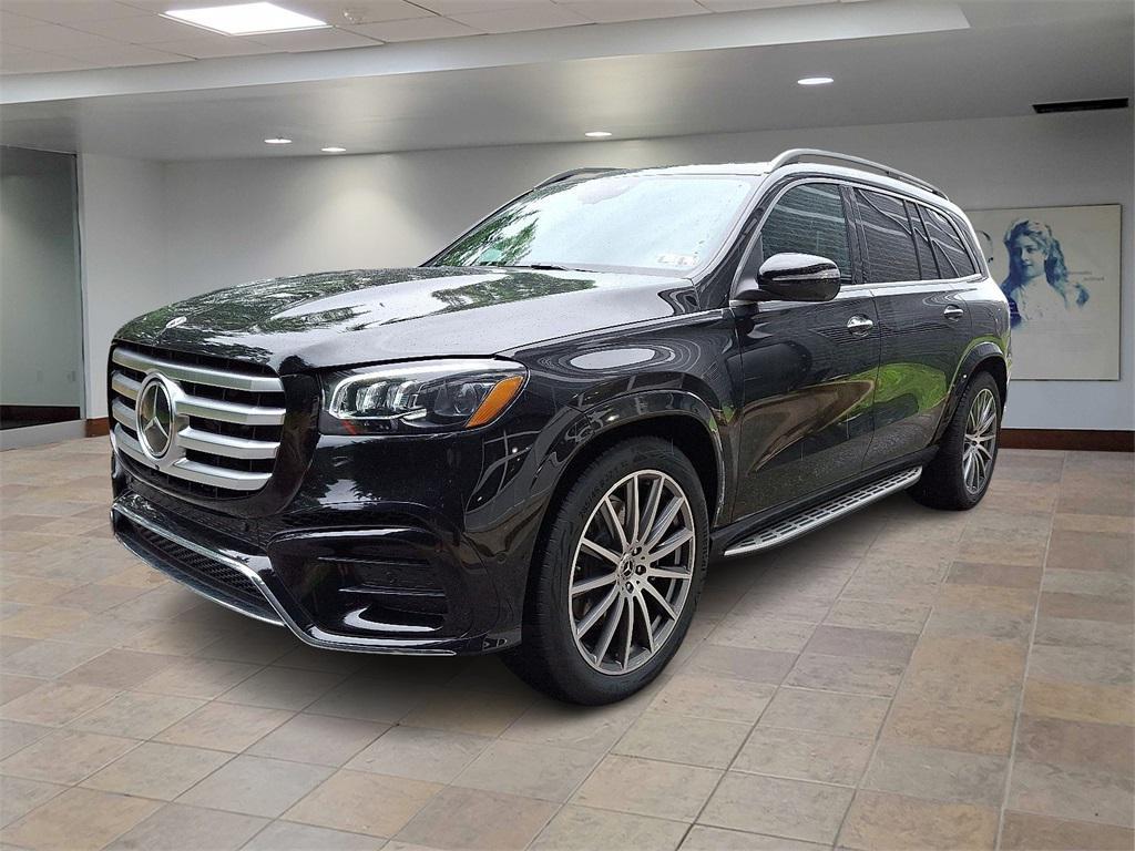 new 2025 Mercedes-Benz GLS 580 car, priced at $120,950
