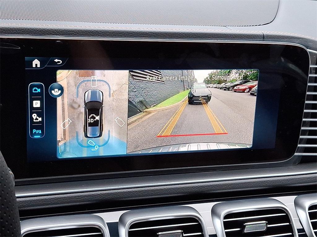 new 2025 Mercedes-Benz GLS 580 car, priced at $120,950