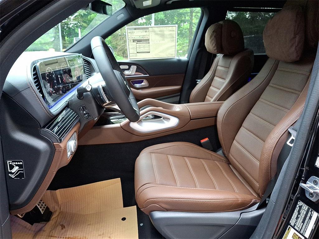 new 2025 Mercedes-Benz GLS 580 car, priced at $120,950
