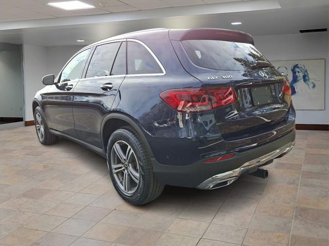 used 2022 Mercedes-Benz GLC 300 car, priced at $33,881