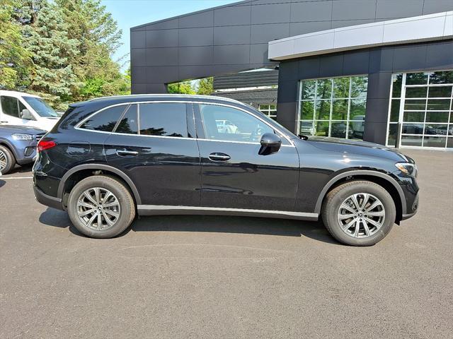 new 2025 Mercedes-Benz GLC 300 car, priced at $59,245