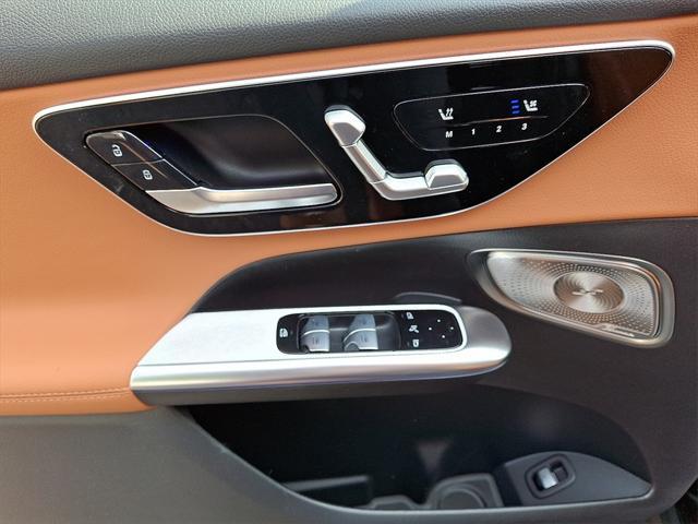 new 2025 Mercedes-Benz GLC 300 car, priced at $59,245