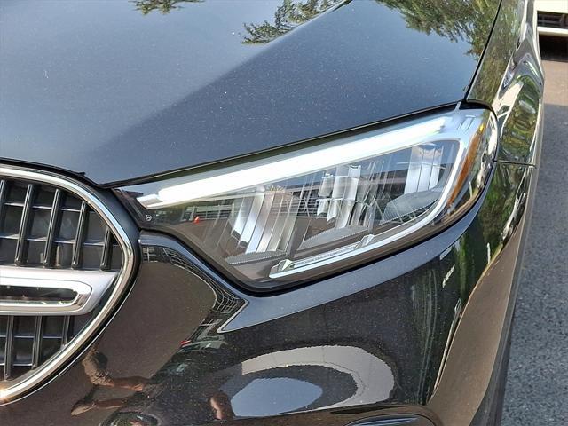 new 2025 Mercedes-Benz GLC 300 car, priced at $59,245