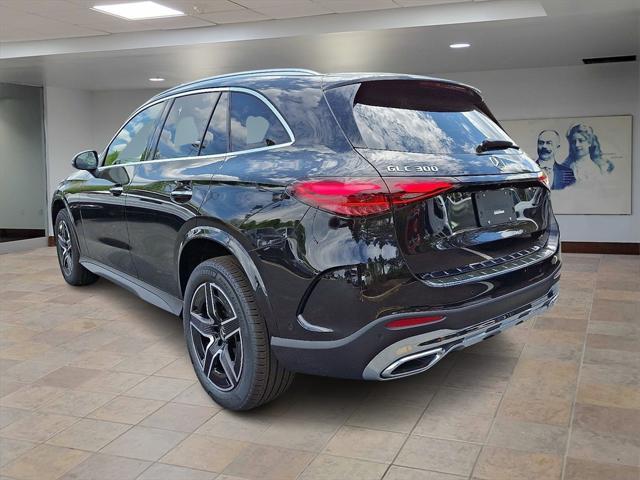 new 2025 Mercedes-Benz GLC 300 car, priced at $61,370