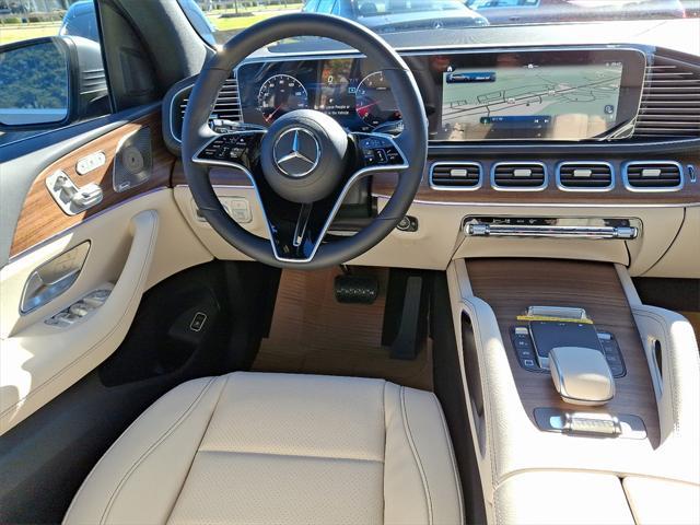 new 2025 Mercedes-Benz GLS 450 car, priced at $92,730