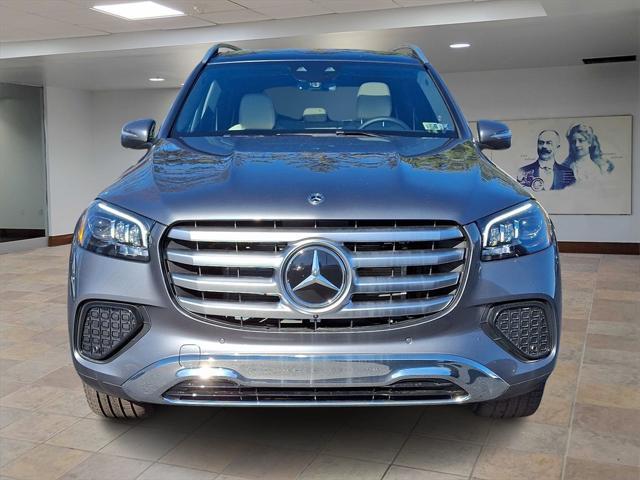 new 2025 Mercedes-Benz GLS 450 car, priced at $92,730