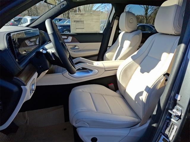 new 2025 Mercedes-Benz GLS 450 car, priced at $92,730