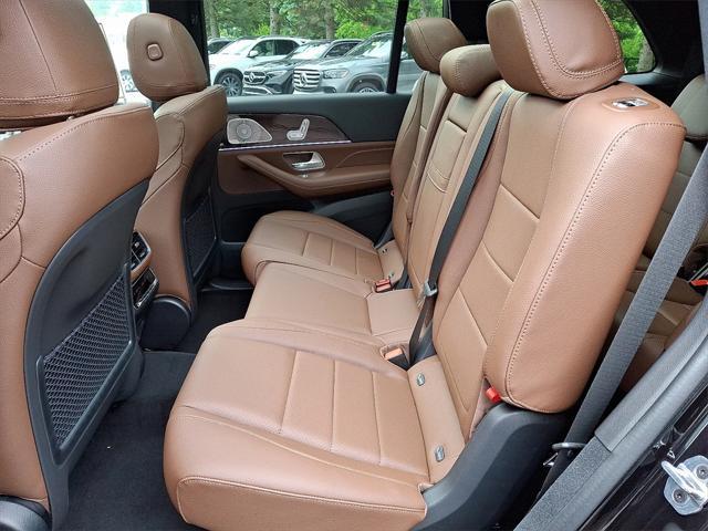 new 2025 Mercedes-Benz GLS 450 car, priced at $94,855