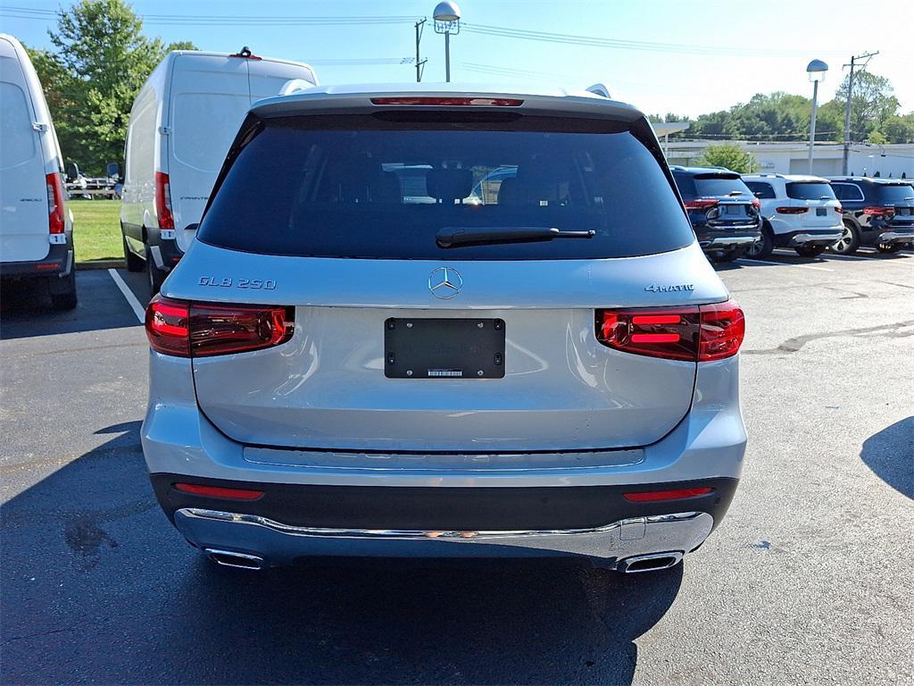 new 2026 Mercedes-Benz GLB 250 car, priced at $53,440