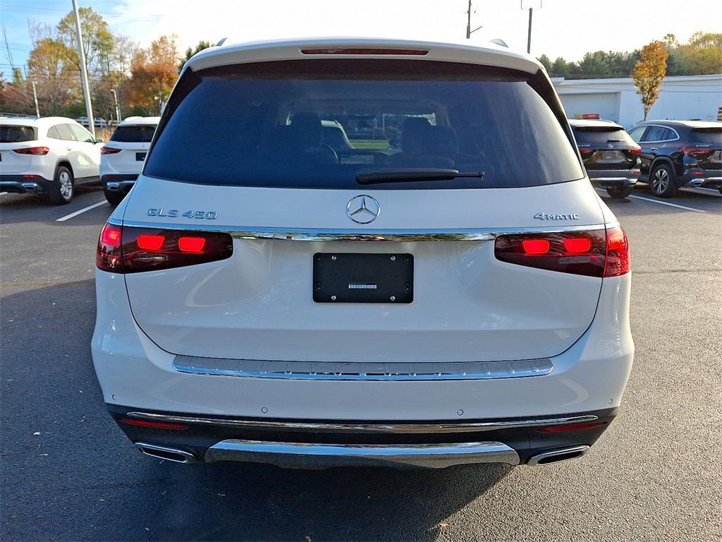new 2026 Mercedes-Benz GLS 450 car, priced at $92,330