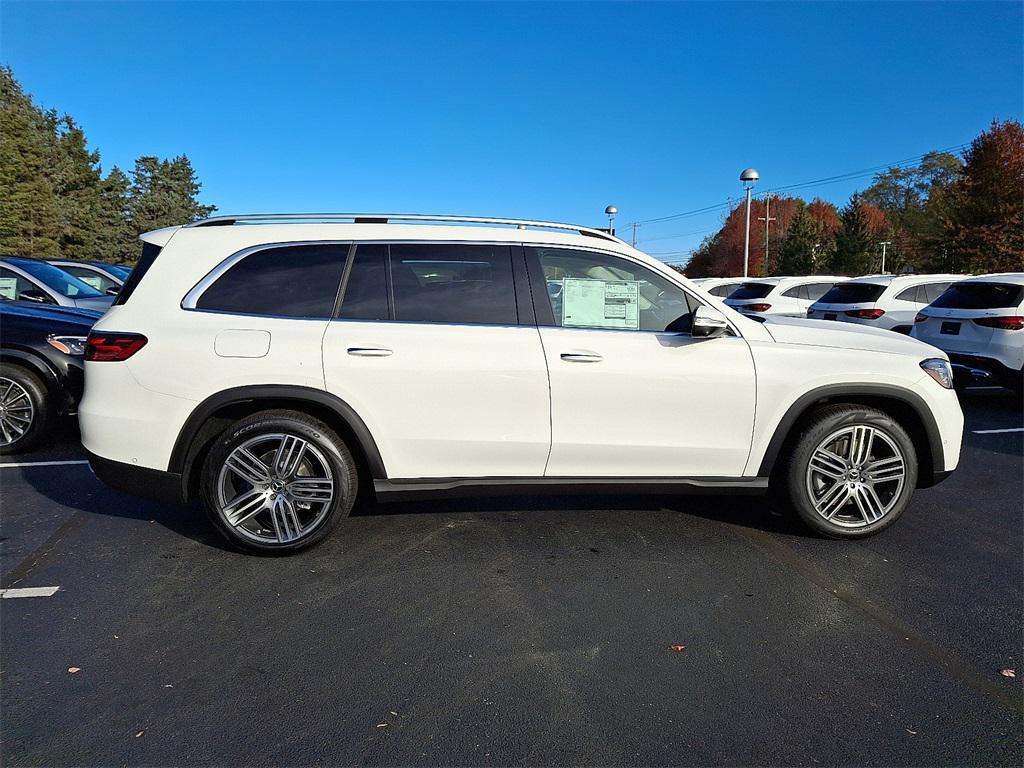 new 2026 Mercedes-Benz GLS 450 car, priced at $92,330