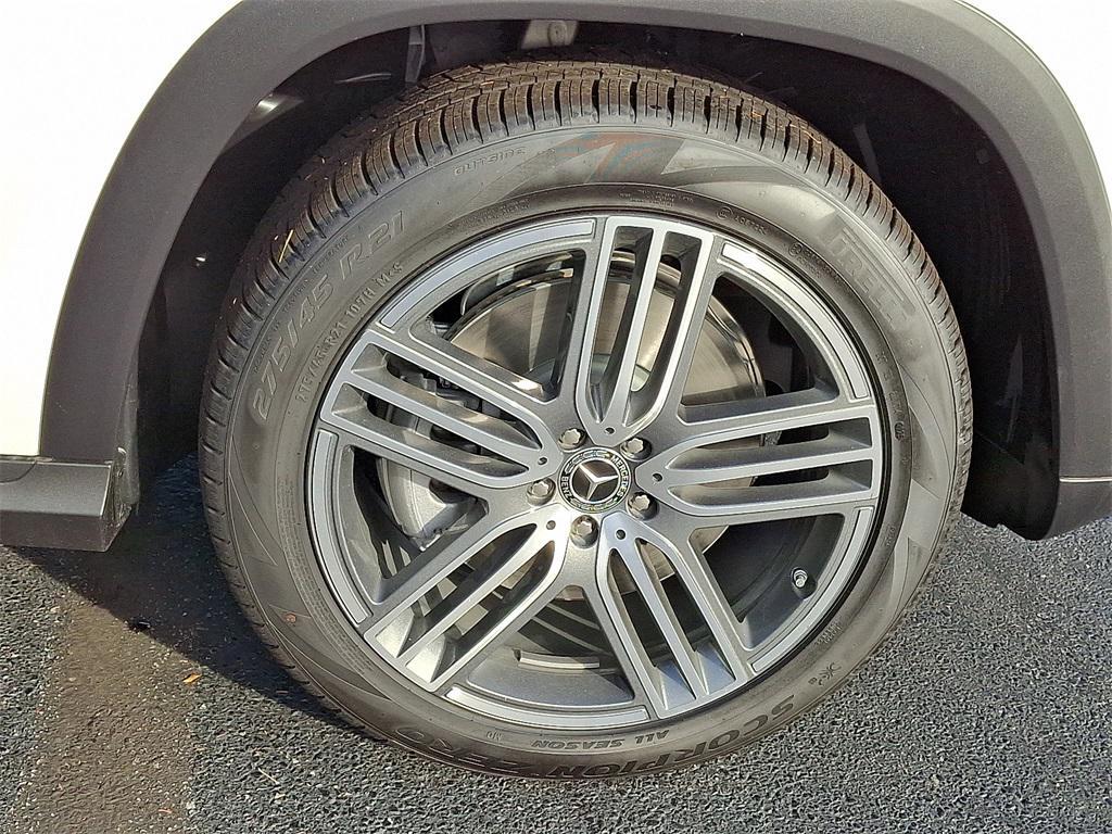 new 2026 Mercedes-Benz GLS 450 car, priced at $92,330